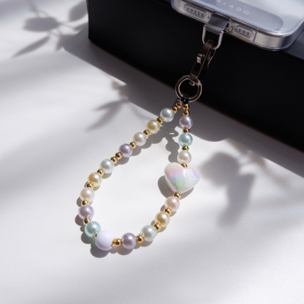 pearl1.png Dreamy Pearl Charm